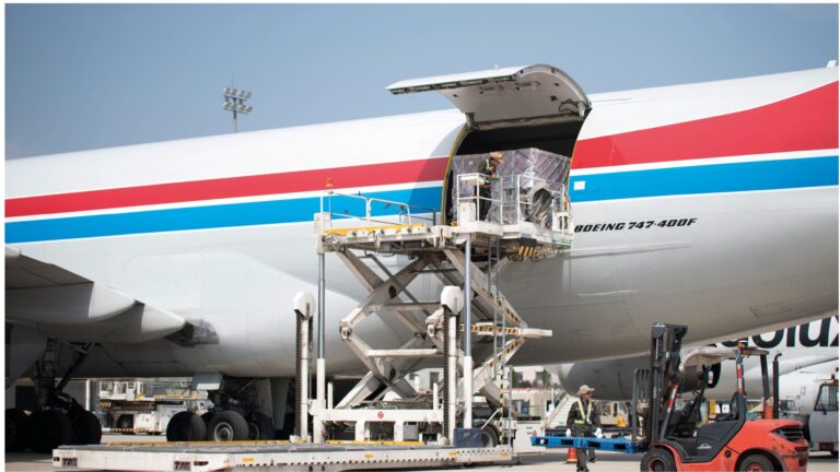 Air Freight –  As a global air freight specialist, we offer regular flight connections between every important commercial destination in the world.