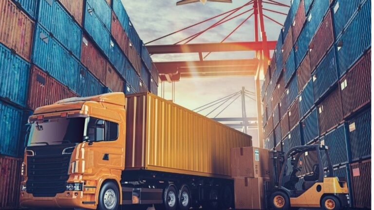 ARRIMAGE DES CONTENEURS