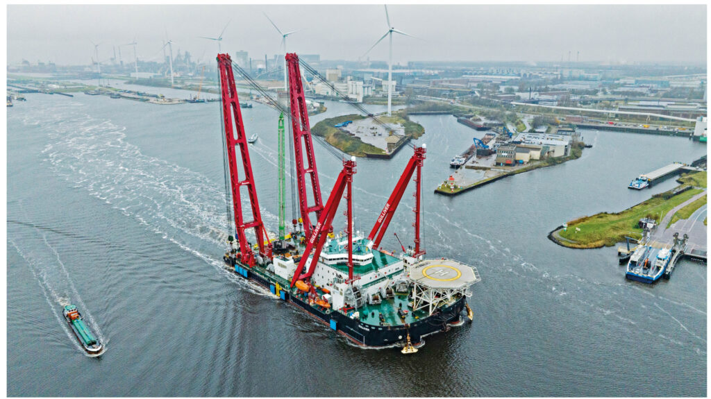 DP II Heavy Lift Vessel Gulliver