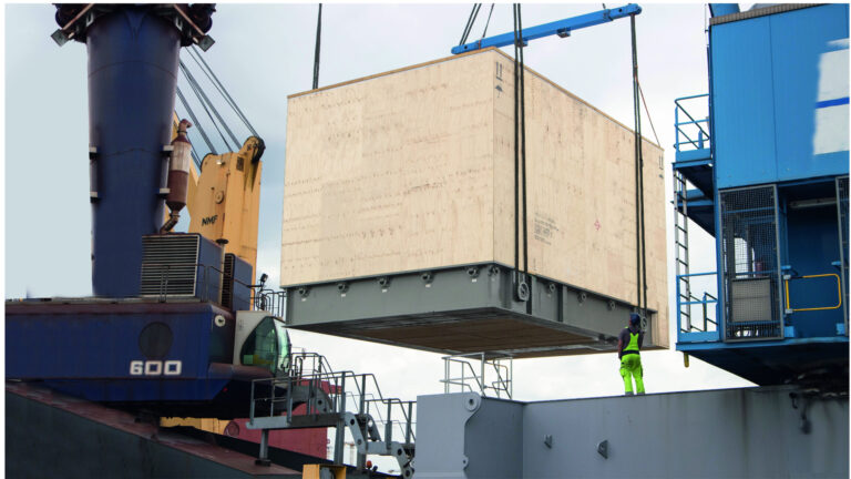 Project Logistics – The global Logwin team organises the entire project – from planning the route and coordinating different carriers to arranging appropriate packing for shipment.