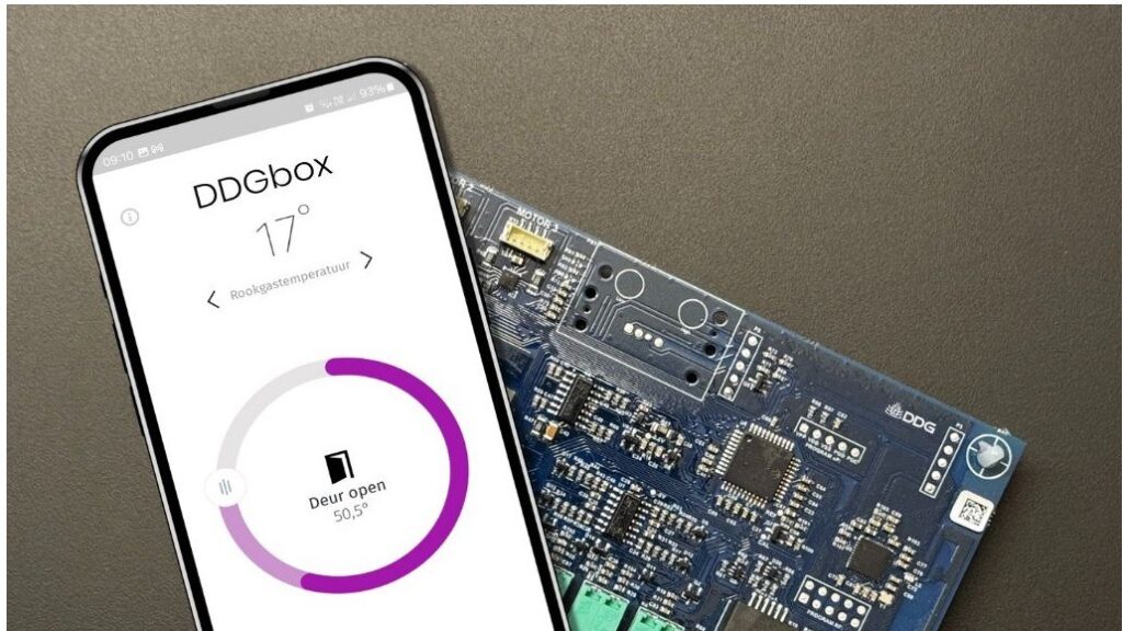 Contrôlez votre poêle depuis le confort de votre canapé avec la DDGbox