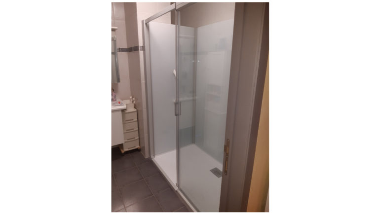 Bad in nis vervangen door douche te Kapelle-op-den-Bos