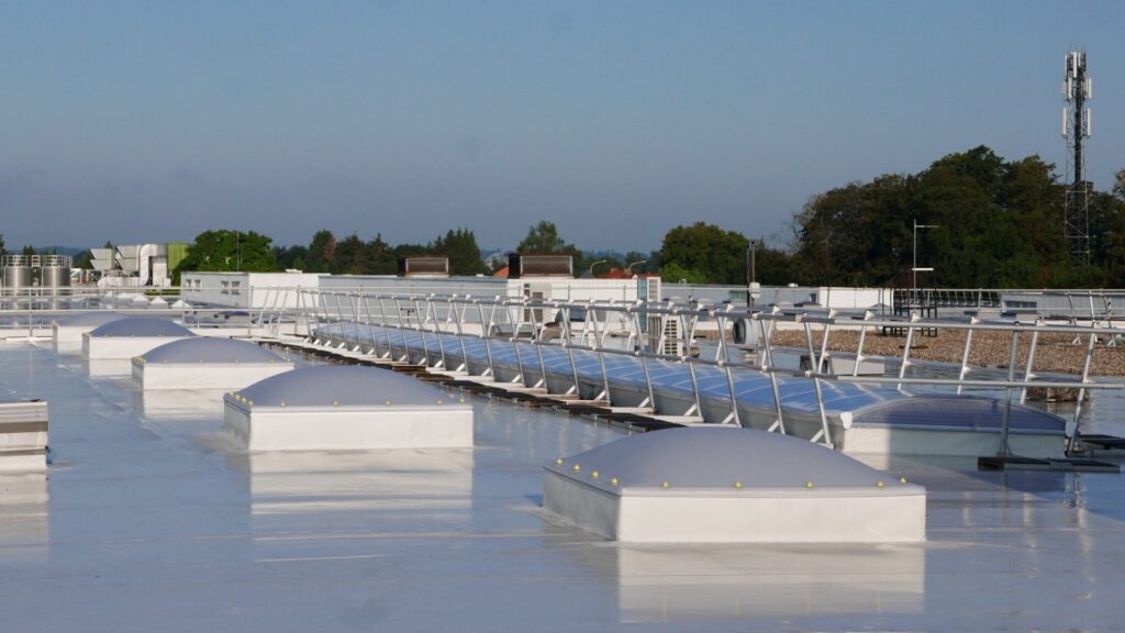 Realisatie TPO gekleefd – renovatie