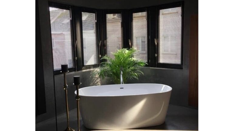 Raamdecoratie horizontale jaloeziën