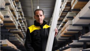 Lange lengtes plinten (tot 5,40m)