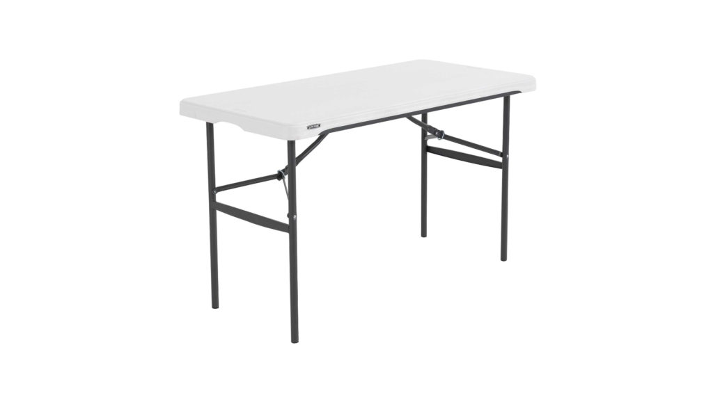 Tables pliantes bois/HDPE – rondes -rectangles-hautes