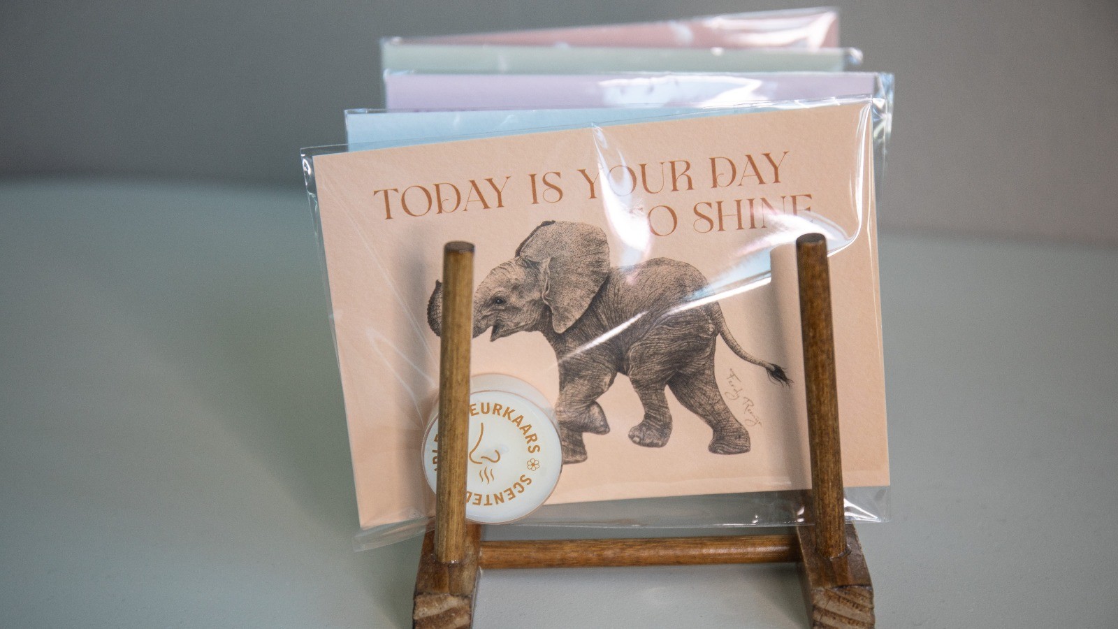 Scented tealight cards from the Feu de Mer x Ferdy Remijn artist collection