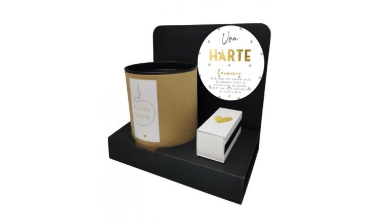 GEUR VOOR THUIS – KAARS KADO Geur is opnieuw genieten met dit waanzinnig lekkere geurkaarsje!