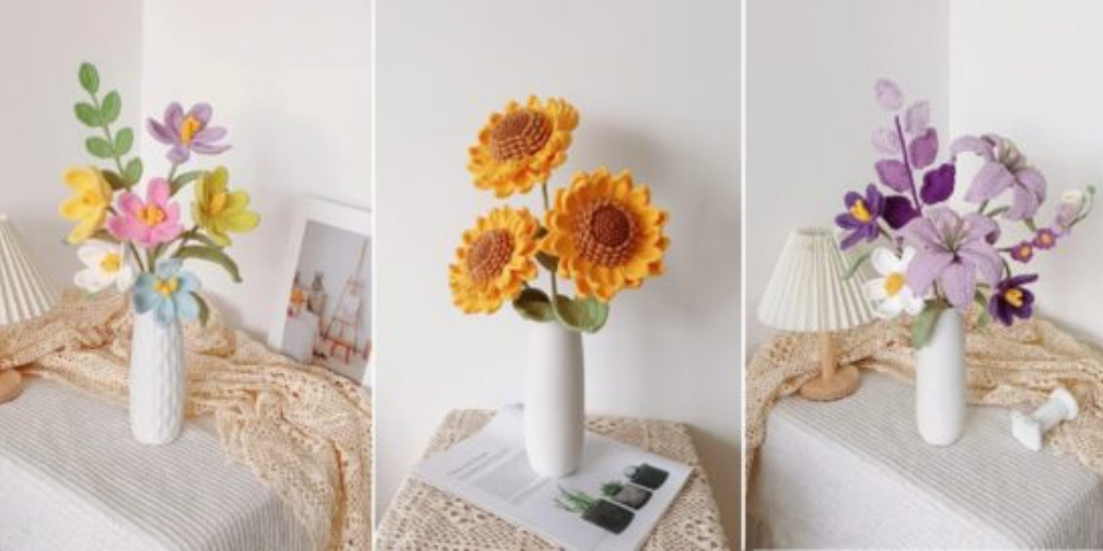 Drie vazen met kleurrijke gehaakte bloemen