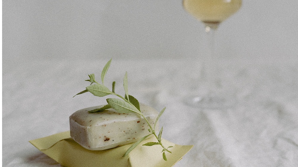 VINOOS: The Real Wine Soaps