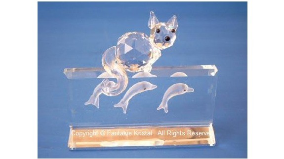 Pets crystal