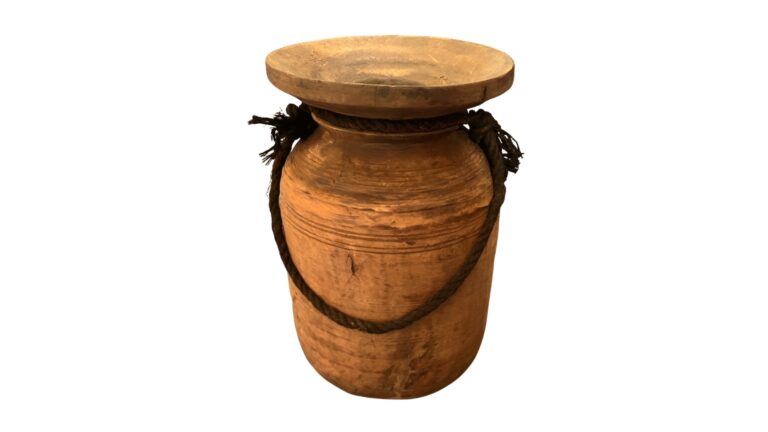 Himachal pot old +/- 30 tot 35cm (7919)