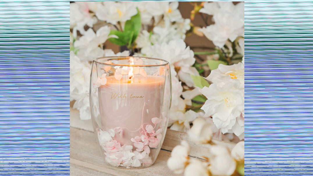 Kaarsen in dubbelwandig glas met droogbloemen