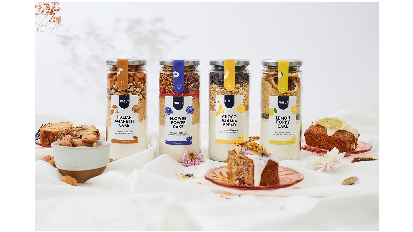 Pineut Lemon Poppy Cake