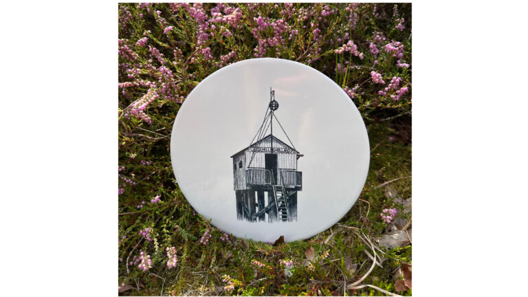 Wandtegel Drenkelingenhuisje Terschelling | Wad Anders Post Terschelling