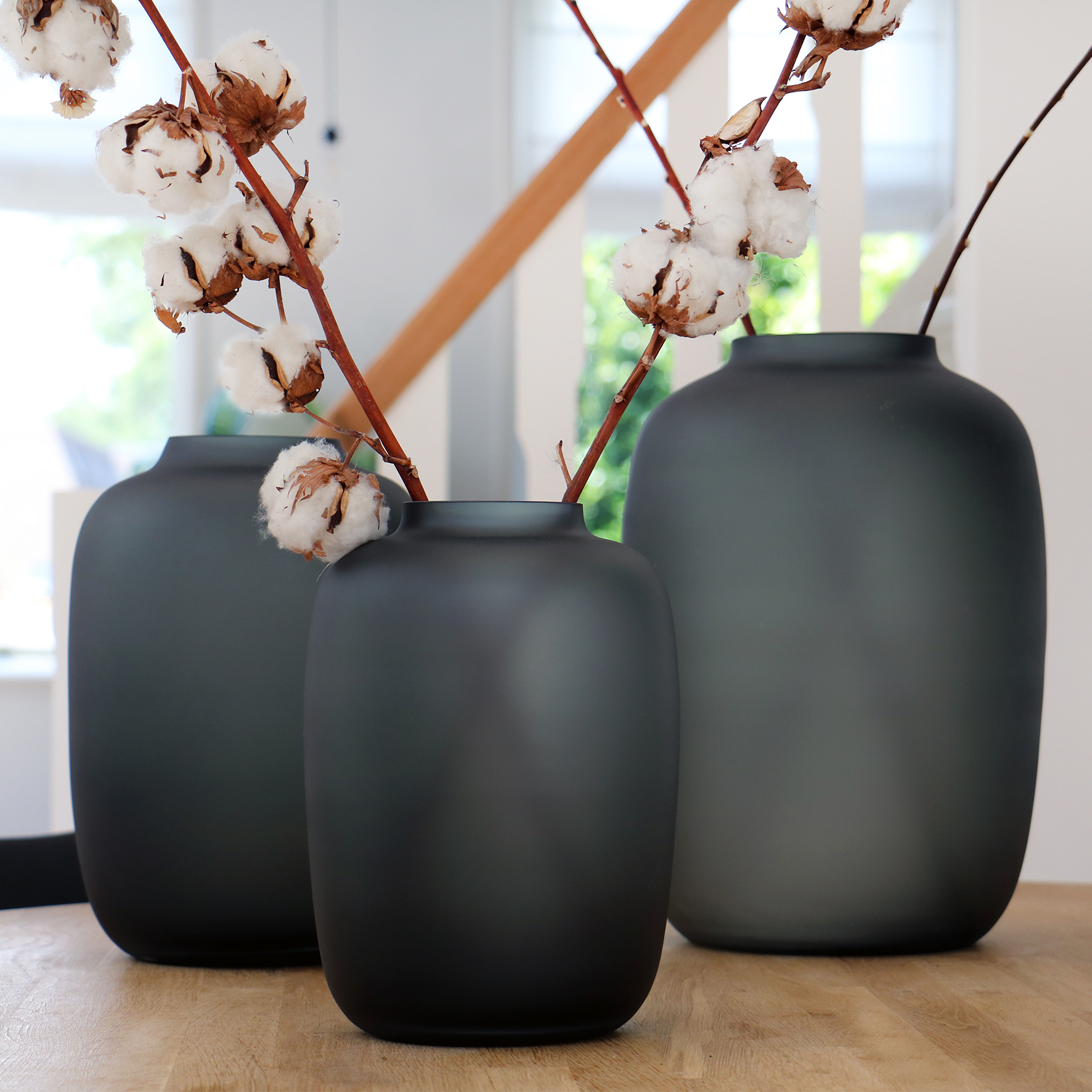 Artic M satin grey Ø25 x H35 cm