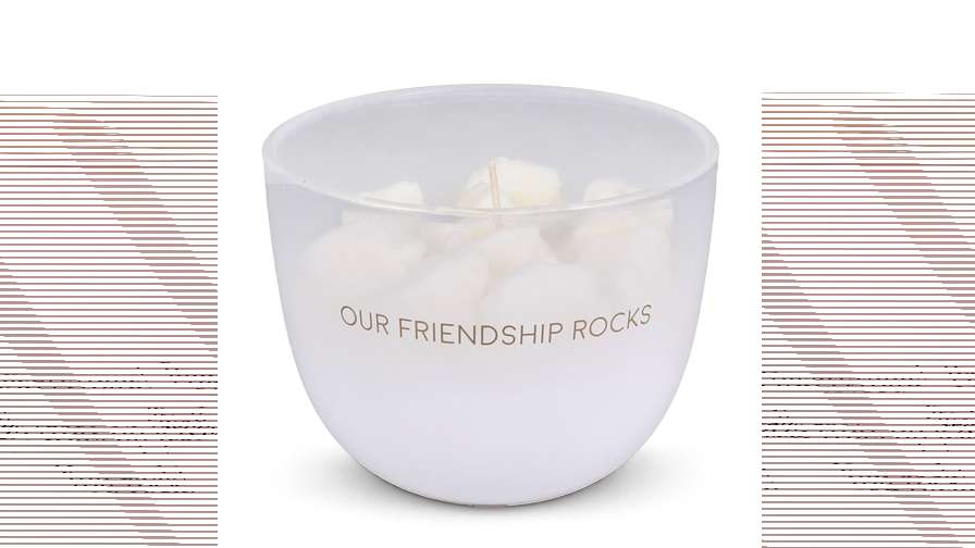 Soy candle with sculpted wax rocks