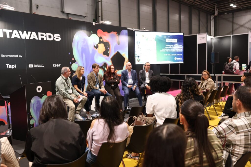 WhatsApp Image 2025-10-16 at 12.00.53