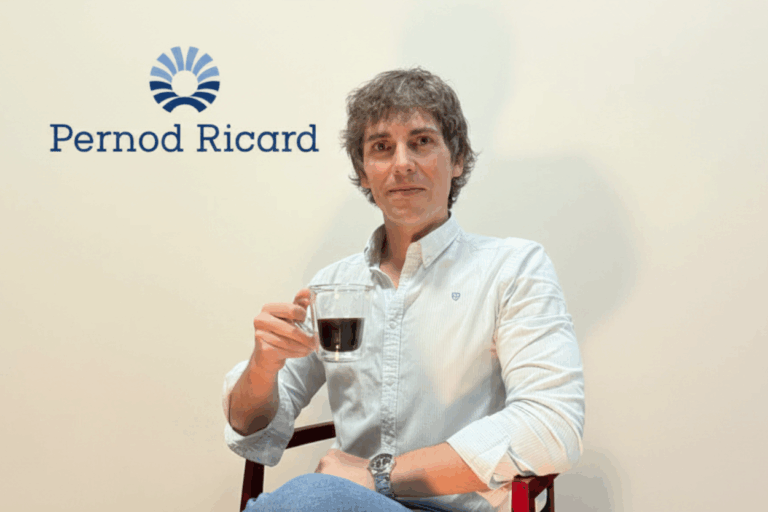 CAF&Eacute; CON Pernod Ricard