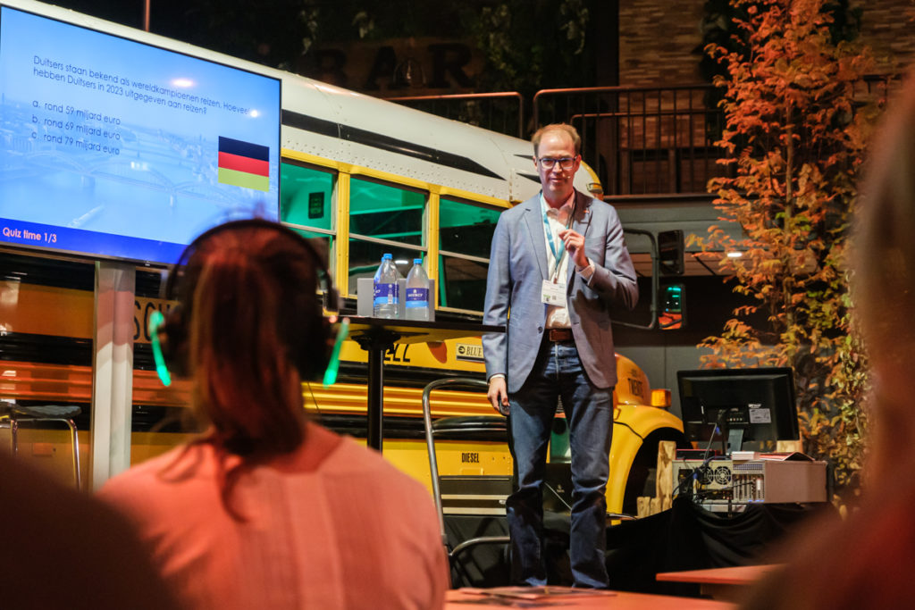 spreker tijdens Deutschland Live