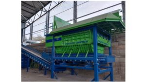 TRIREX triple rotor stationary shredder