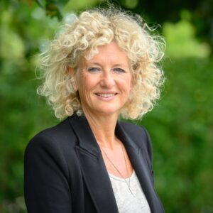 Brenda Koper