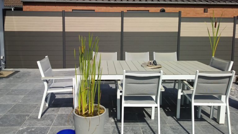 Palissade et portail sans entretien (WPC)