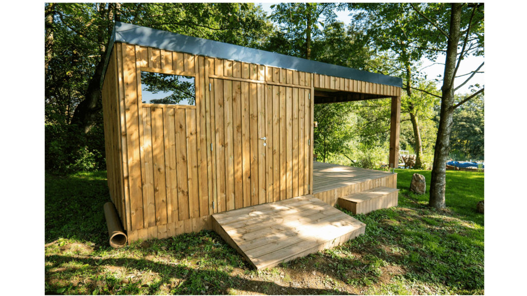 Abri de jardin en kit 3x3m avec auvent 3x3m