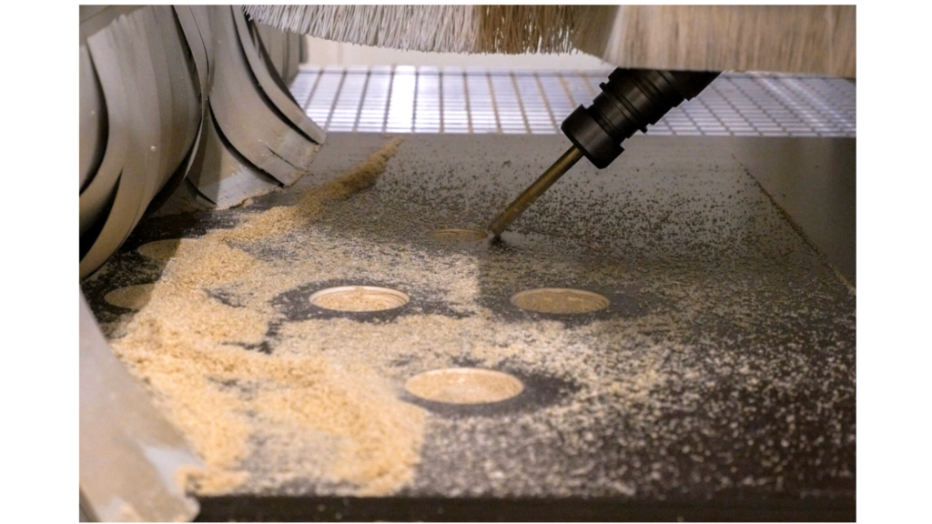 Découpe de panneaux et solutions sur mesure