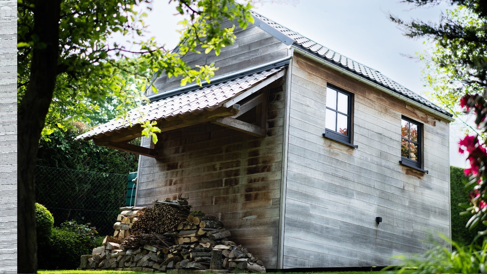 Photos Abris De Jardin En Bois Peint