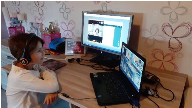 Rory suit les cours à distance