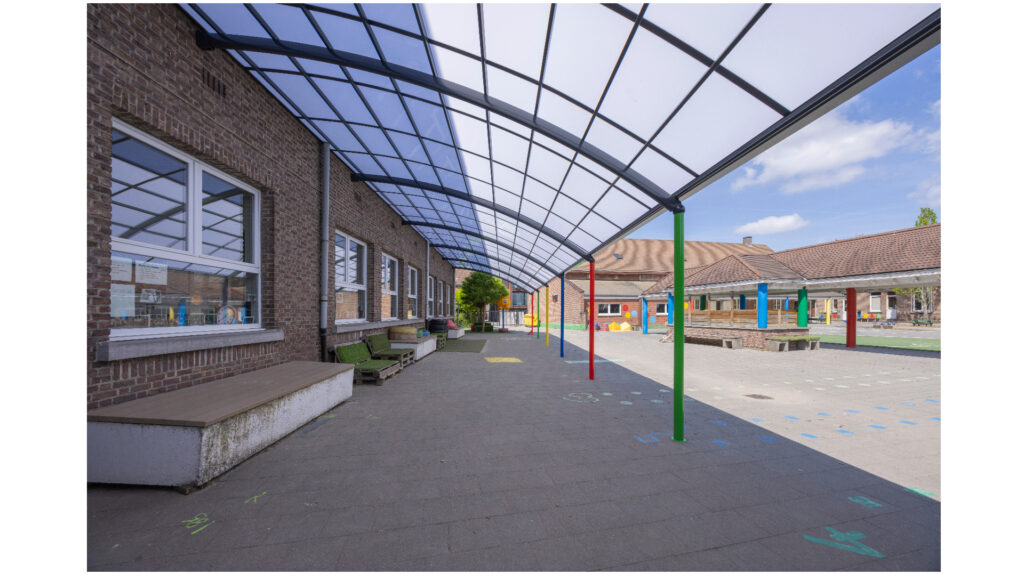 Préaux pour les écoles et universités