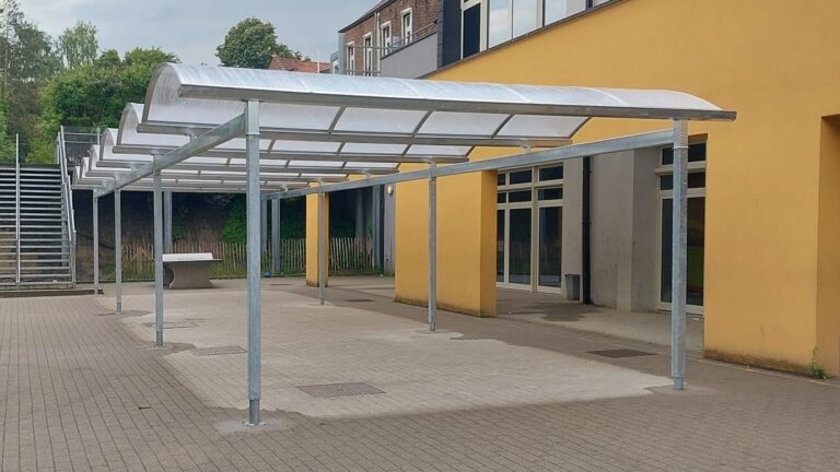 Préaux cour de récréation