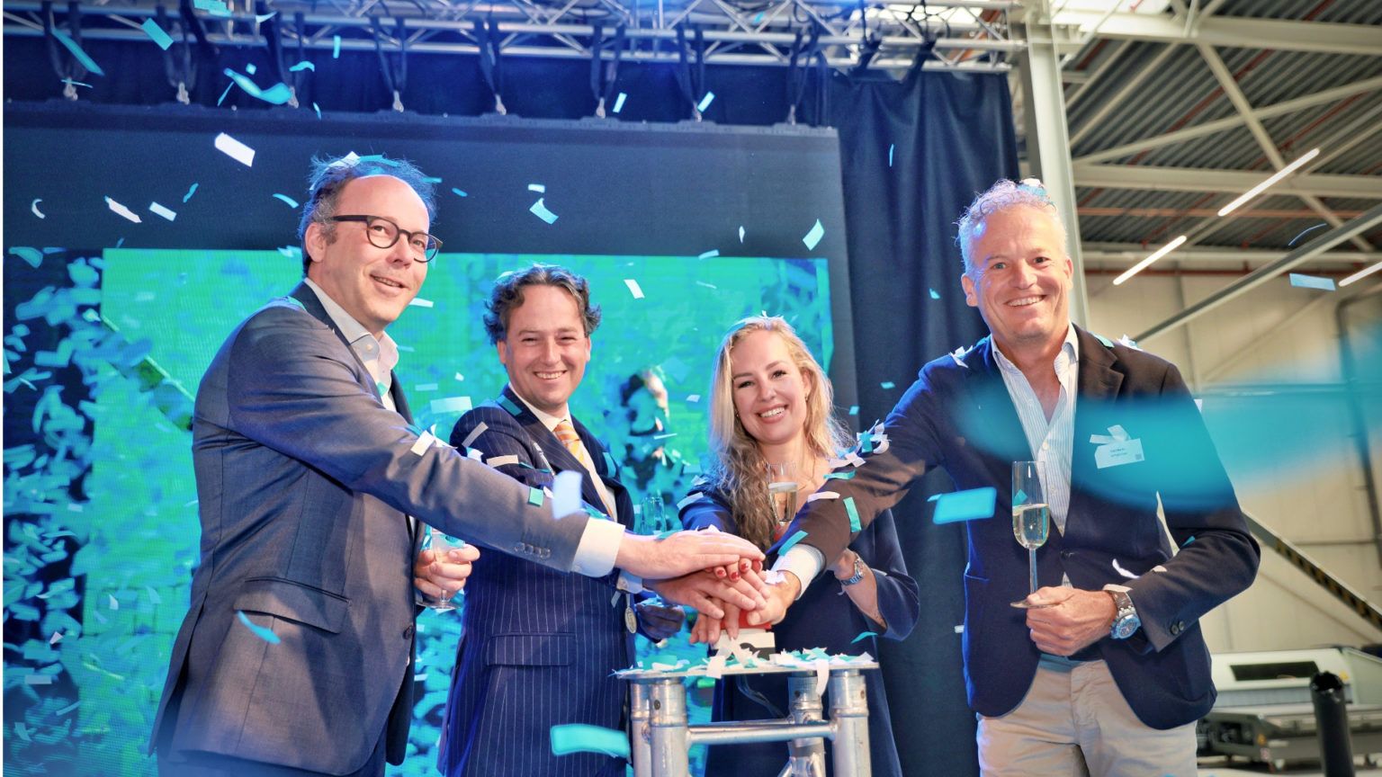 Opening nieuwe fabriek Oud Gastel groots gevierd METAVAK