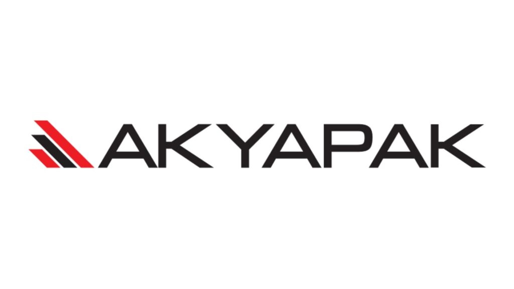 AKYAPAK-logo met rood-zwart symbool op witte achtergrond