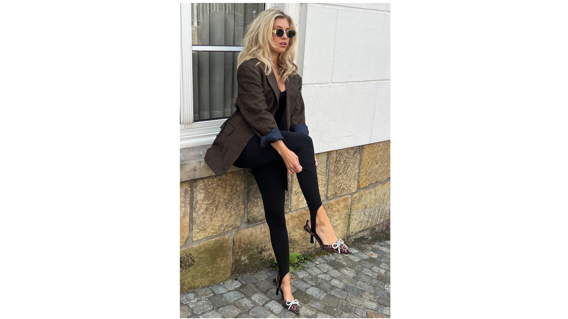 LULU STIRRUP LEGGING