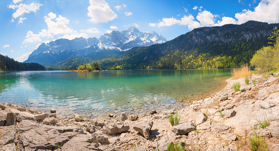 Turquoiseblauwe meren in Europa