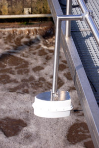 Non-contact debietmeter SQ voor afvalwater, riolering en industrieel water.