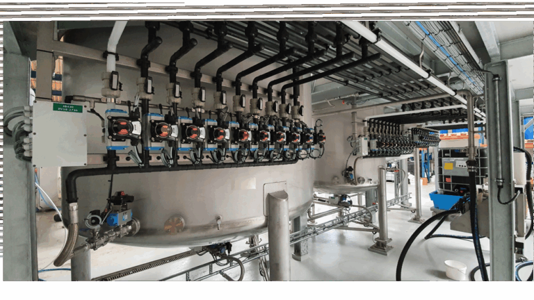 Automated dosing installation for mixing of different cleaning products