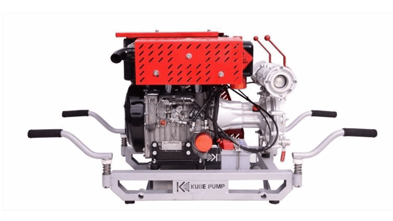 De lijn unieke krachtpatser pompen van fabrikant KUBE, bestaat uit drie compacte uitvoeringen, leverbaar met benzine of diesel motor.