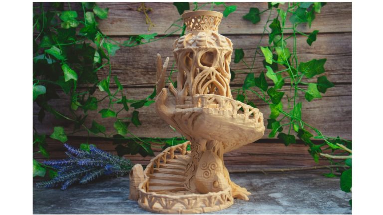 Dice tower Nature