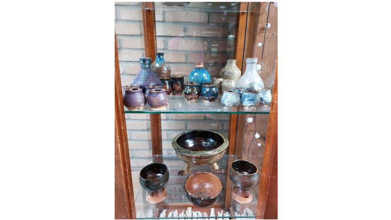 Sake Sets in 5 colours, Dragonfeet Bowl, Calices and Chawans.