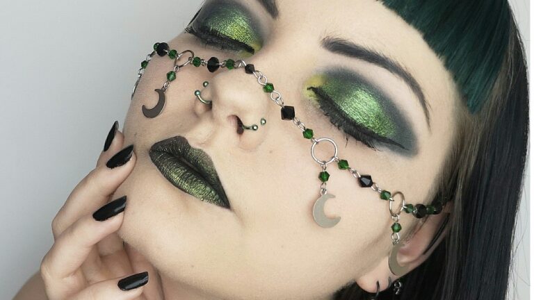 Handmade stainless steel face chains