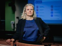 © Dirk Vertommen - 1040349 leerkracht wiskunde over slechte resultaten Pisa rapport
Extra info:graag een foto van Els Van Lommel aan een bord...