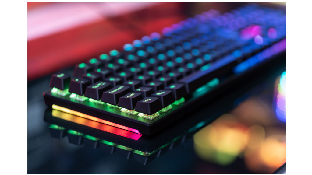SUREFIRE KINGPIN M2 – HÅLLBAR TANGENTBORD FÖR SPELAREN