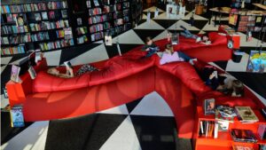 Bibliotek TioTretton