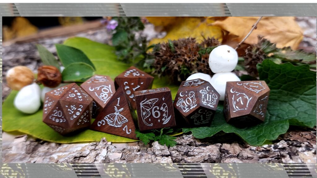 Lindorm Dice engraved wooden dice