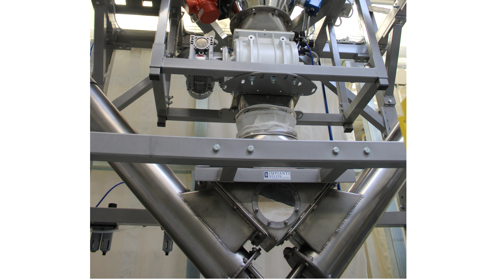 SCREW MECHANICAL TRANSPORT