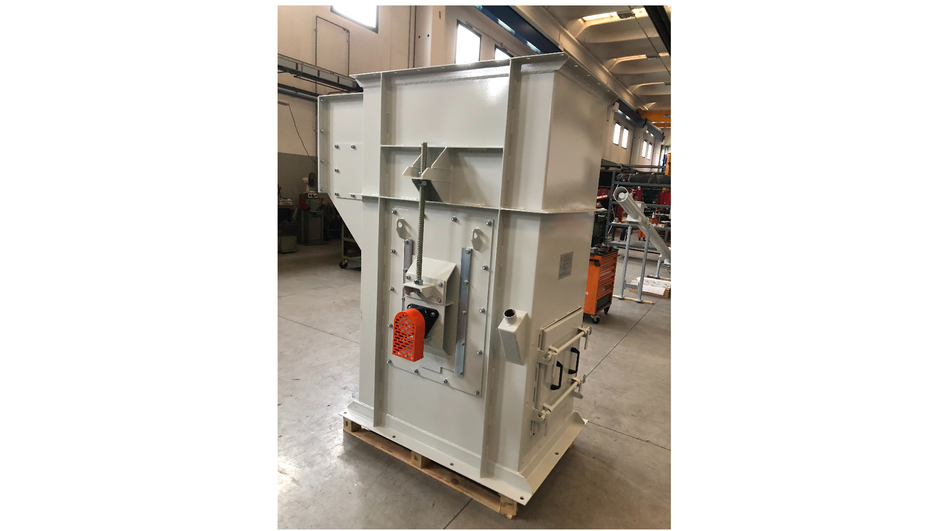 ELEVATOR TENSION  STATION