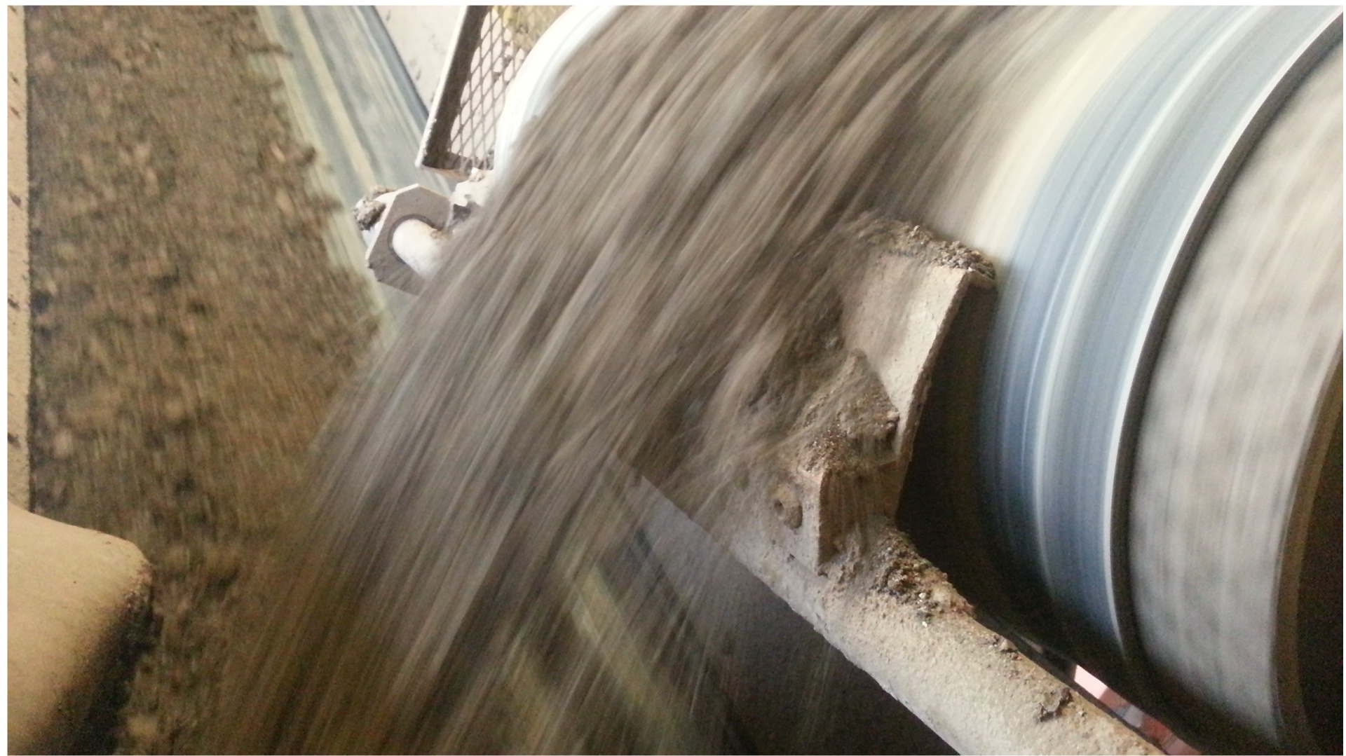 RASKIA CLEANERS FOR CONVEYOR BELTS